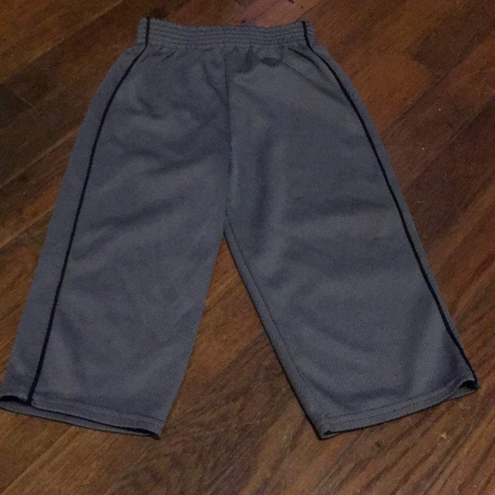 Little boys pants 👖
